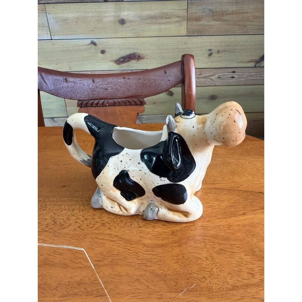 CERAMIC HAPPY COW CREAMER HOME ESSENTIALS AND BEYOND BLACK AND TAN READ